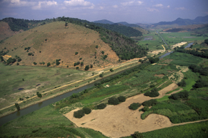 A view of the São João River which demonstrates the many problems of its management- deforestation, ... / ©: WWF-Canon / Edward PARKER São João River Basin Management project, part of one of the WWF Freshwater projects sponsored by ... / ©: WWF-Canon / Edward PARKER
