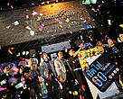 นายตรีรัช ภูคชสารศีล ผู้อำนวยการฝ่ายงานอนุรักษ์ WWF, นายไพโรจน์ แสงภู่วงษ์ รองผู้ว่าราชการจังหวัดเชียงใหม่, บีม-กวี ตันจรารักษ์ บริษัท เชลส์แห่งประเทศไทย และหลายหน่วยงานขึ้นพร้อมกันปิดไฟ 1 ชั่วโมง บริเวณลานด้านหน้ากาดสวนแก้ว จังหวัดเชียงใหม่