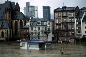 Flooding of river Main Inundations caused by heavy rain and destruction of floodplain. Frankfurt ... / ©: WWF-Canon / Hartmut JUNGIUS Flooding of river Main Inundations caused by heavy rain and destruction of floodplain. Frankfurt ... / ©: WWF-Canon / Hartmut JUNGIUS