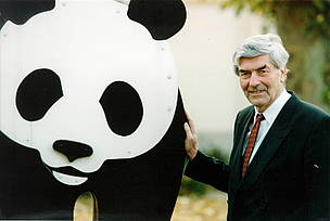 Portrait of Prof. R.F.M. Ruud LUBBERS / &copy;: WWF-Canon / WWF Intl. 