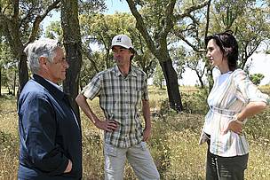 WWF staff meet with cork land owners in Portugal. / ©: WWF-Mediterranean / Rui CUNHA / ©: WWF-Mediterranean / Rui CUNHA