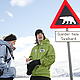Swedish volunteers Nanny-Maja and Sven with a polar bear warning sign, Svalbard, day two. © WWF