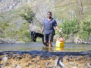 Albert Chakona in the field / ©: WWF / Albert Chakona / ©: WWF / Albert Chakona