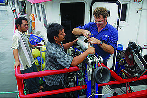WWF International Smart Gear Comptetition winner will be awarded $30,000 grand prizefor a fishing ... / ©: WWF / ©: WWF