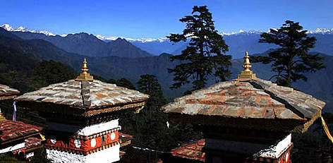 Dochu Pass, Bhutan. / ©: Babasteve. Image licensed by Creative Commons Attribution 2.0 Bhutan rel=
