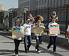 Three groups of “species” traveled in the hot spots of the capital city of Mongolia for three days in a row
