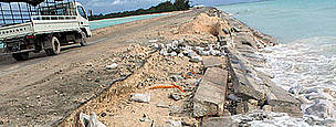 Serious storm surges have led to the collapse of the Dai Nippon causeway, Kiribati. According to ... / ©: Kaburee Yeeting / ©: Kaburee Yeeting