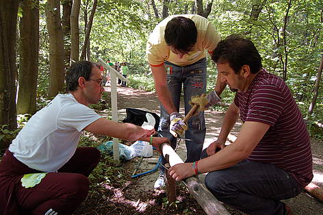 TV presenter Niki Kunchev at WWF's National Day of the Nature Parks, 23 May 2009, Vitosha, Bulgaria / &copy;: WWF/Konstantin Ivanov