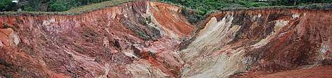 Erosion craters caused by deforestation / ©: Martina Lippuner / WWF rel=