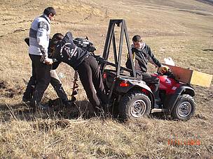 Innovative fencing works / ©: WWF Armenia Innovative fencing works / ©: WWF Armenia