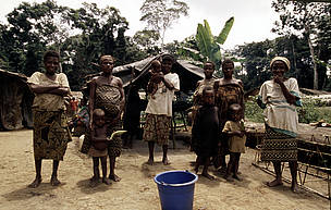 Baka pygmies in Minkébé, Gabon / ©: Michel Gunther / WWF Canon / ©: Michel Gunther / WWF Canon