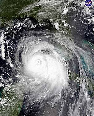 Hurricane Katrina on the southern coast of the USA, August 2005 / ©: NASA Satellite image / ©: NASA