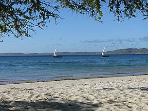 Fishermen are going to put to sea / &copy;: WWF MWIOPO