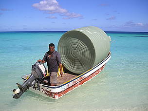 Water tanks have enabled the populace of Kabara Island to store large quantities of rainwater / ©: WWF-SPPO / ©: WWF-SPPO