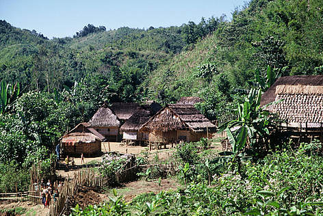 Kat Tu tribal village near the Lao border. Western Quang Nam Province. Annamites, Vietnam / ©: Elizabeth KEMF / WWF-Canon rel=