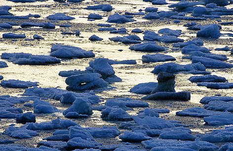 The Arctic Ocean’s summer sea ice will be gone within a generation, according to projections from ... / ©: WWF / Mireille de la Lez/www.vanishingworld.se rel=