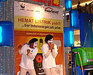 WWF Indonesia recruits more than 1000 new PowerSwitch! activists with fun edutainment actions in Jakarta