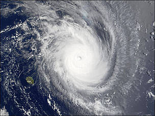 Tropical Storm Guillaume in the southwestern Indian Ocean close to Mauritius and Madagascar. Waves ... / &copy;: MODIS Land Rapid Response Team at NASA GSFC