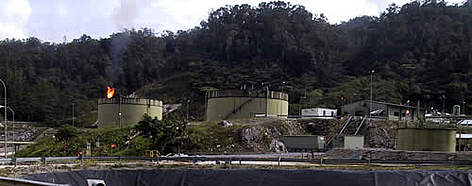 Oil Search Facility, Papua New Guinea / ©: WWF / Paul CHATTERTON rel=