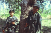 Police Officers on patrol / ©: WWF-Canon / Jane STORY Police Officers on patrol / ©: WWF-Canon / Jane STORY