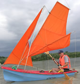 "The color is coincidental, I found this material. I built the boat in my spare time." ... / ©: WWF-Canon / Reinhard Krenn