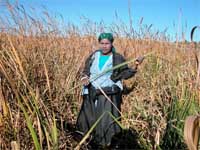Ntuli women earn a regular income by weaving sedge grasses from the Mbongolwane wetland in South ... / ©: WWF-Canon / Chris Marais / ©: WWF-Canon / Chris Marais