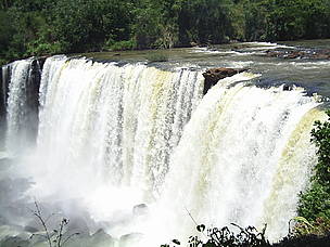 Salto Ñacunday / &copy;: Fernando Allen / WWF Paraguay