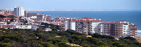 Matalascañas seaside resort encroaches on Coto Doñana National Park, Spain. Uncontrolled building ... / ©: WWF-Canon / Michel GUNTHER rel=
