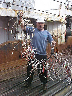 Chris Carey with his contraption. / &copy;: Smart Gear / Chris Carey