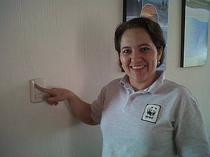 ¡Apaga la luz! María Amalia Porta, Oficial de Agua Dulce Sistema Arrecifal Mesoamericano. / ©: Karen ROSALES/WWF / ©: Karen ROSALES/WWF