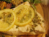 Swordfish steak / &copy;: www.laurafries.com