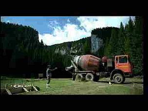 Screen shot from TV advertisement regarding the problem of illegal construction in Romania's ... / ©: Ogilvy & Mather Bucharest / ©: Ogilvy & Mather Bucharest