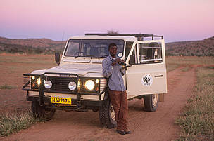 Game guards tracking rhinos, Torra Conservancy, Kunene, Namibia. The LIFE project in Namibia ... / ©: Edward Parker / WWF-Canon / ©: Edward Parker / WWF-Canon