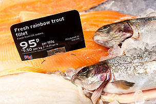 Rainbow trout caught in UK waters for sale at a supermarket in the UK / ©: © WWF-Canon / Richard Stonehouse / ©: © WWF-Canon / Richard Stonehouse