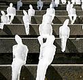 1,000 ice sculptures melt under the Berlin sun as symbols of the effects of climate change. / ©: Rosa Merk - WWF / ©: Rosa Merk - WWF
